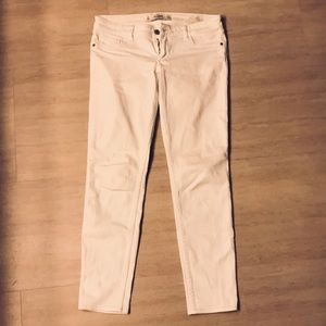 White Abercrombie and Fitch Jean style Capris